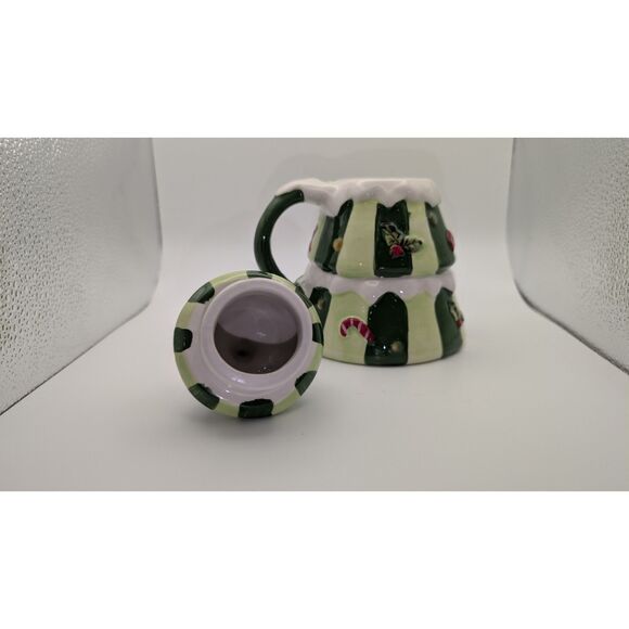 Global Design Connections Christmas Tree Mug with Lid - Picture 3 of 5